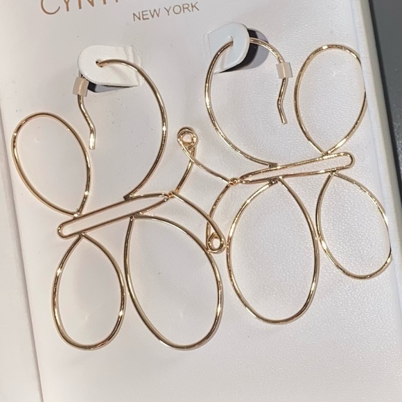 NWT Cynthia Rowley Butterfly Shaped Wire Hoop Earrings - Picture 1 of 4